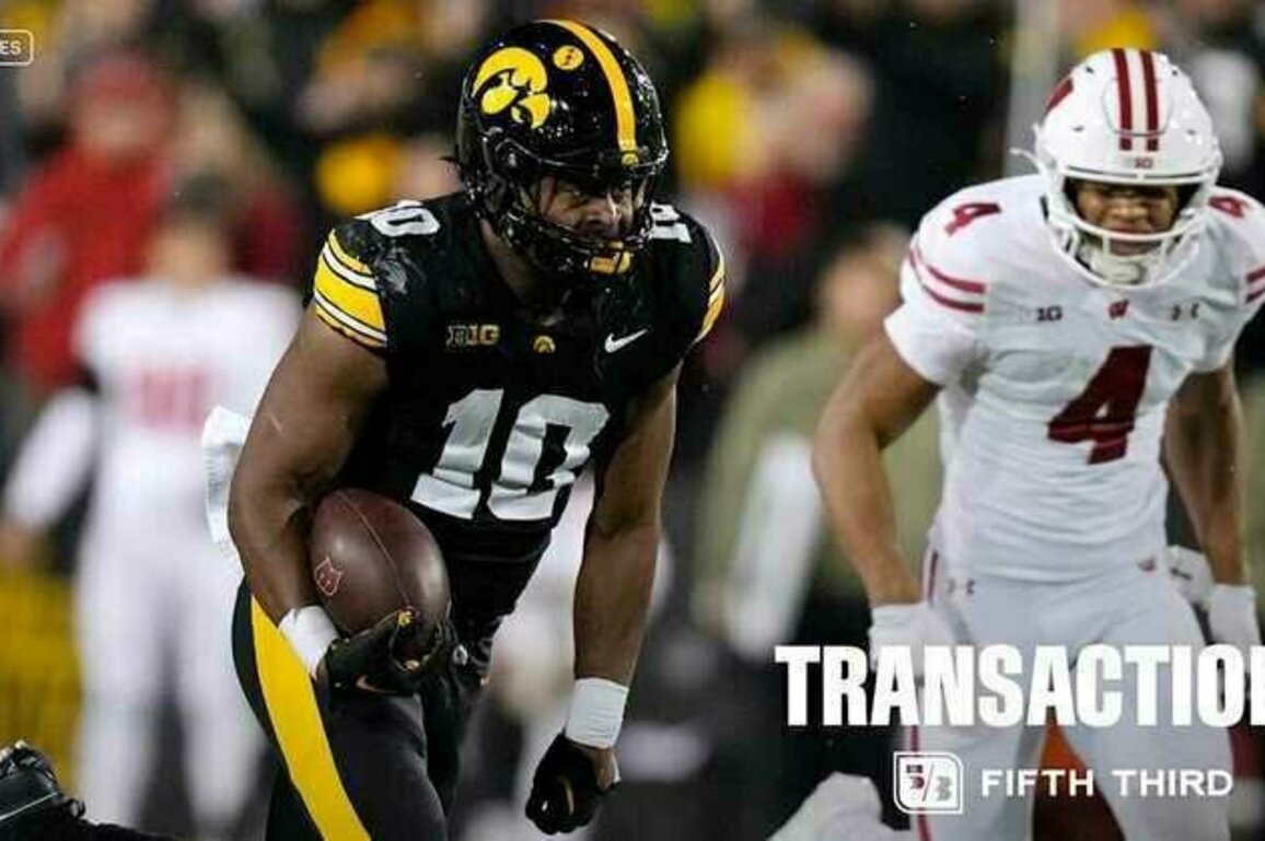 Tryout Players Nick Jackson, Dvon J-Thomas Land Roster Spots