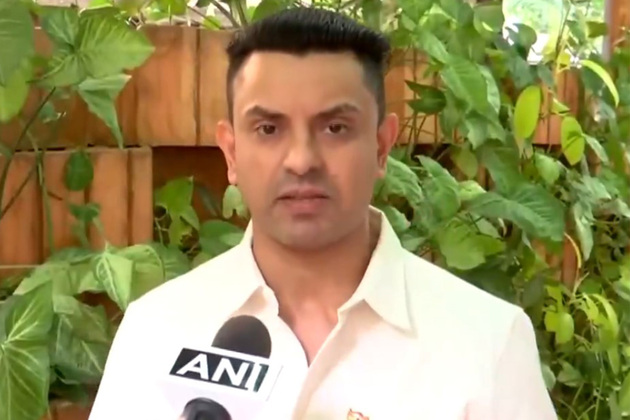 "Mahagathbandhan can amend but can't repeal Waqf Act": Tehseen Poonawalla