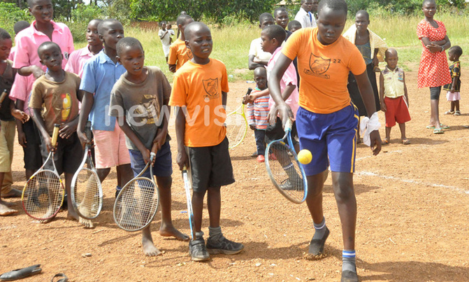 89 kids attend clinics as Bunyoro embraces tennis 89 kids attend clinics as Bunyoro embraces tennis