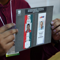 Polls open in Bolivia's presidential run-off as country faces deepening crisis