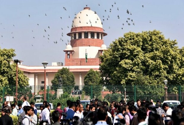 SC notice to MP govt on plea for CBI probe into death of three Dalit family members