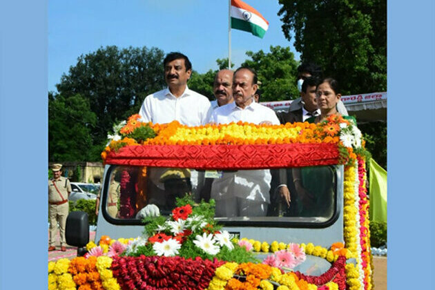 Patlolla Manjusree Jaipal Reddy leads the Integration parade of Sangareddy District, Telangana