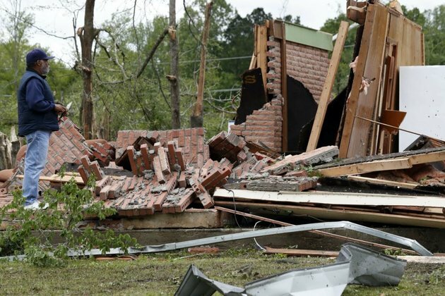 Storms in South Kill Girl in Florida, Bring Twisters to Virginia