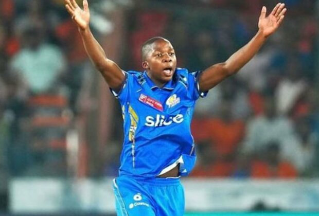 "Head up young man": MI batting coach Pollard's words of encouragement for teen South African pacer following poor IPL debut