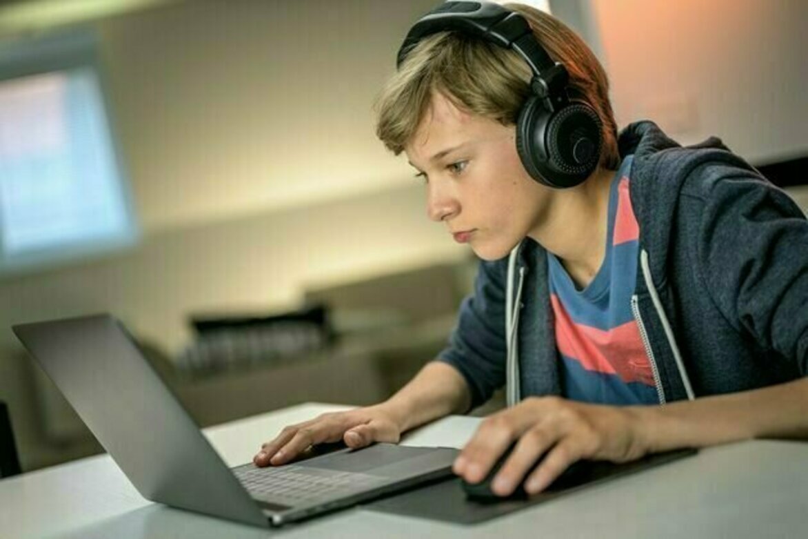 Is it bad to listen to music all the time? Here's how tunes can help or harm