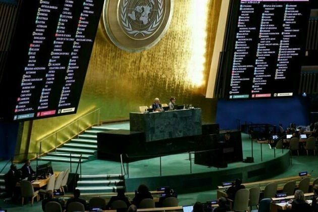 At UN, US pushes through resolution on path for Russia-Ukraine