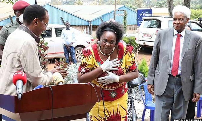 Water hawker donates sh5,000 to fight Coronavirus Water hawker donates sh5,000 to fight Coronavirus