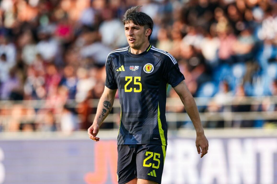 Hibernian FC - International Round-Up- Bowie Makes Scotland Debut, Socceroos Qualify For World Cup!
