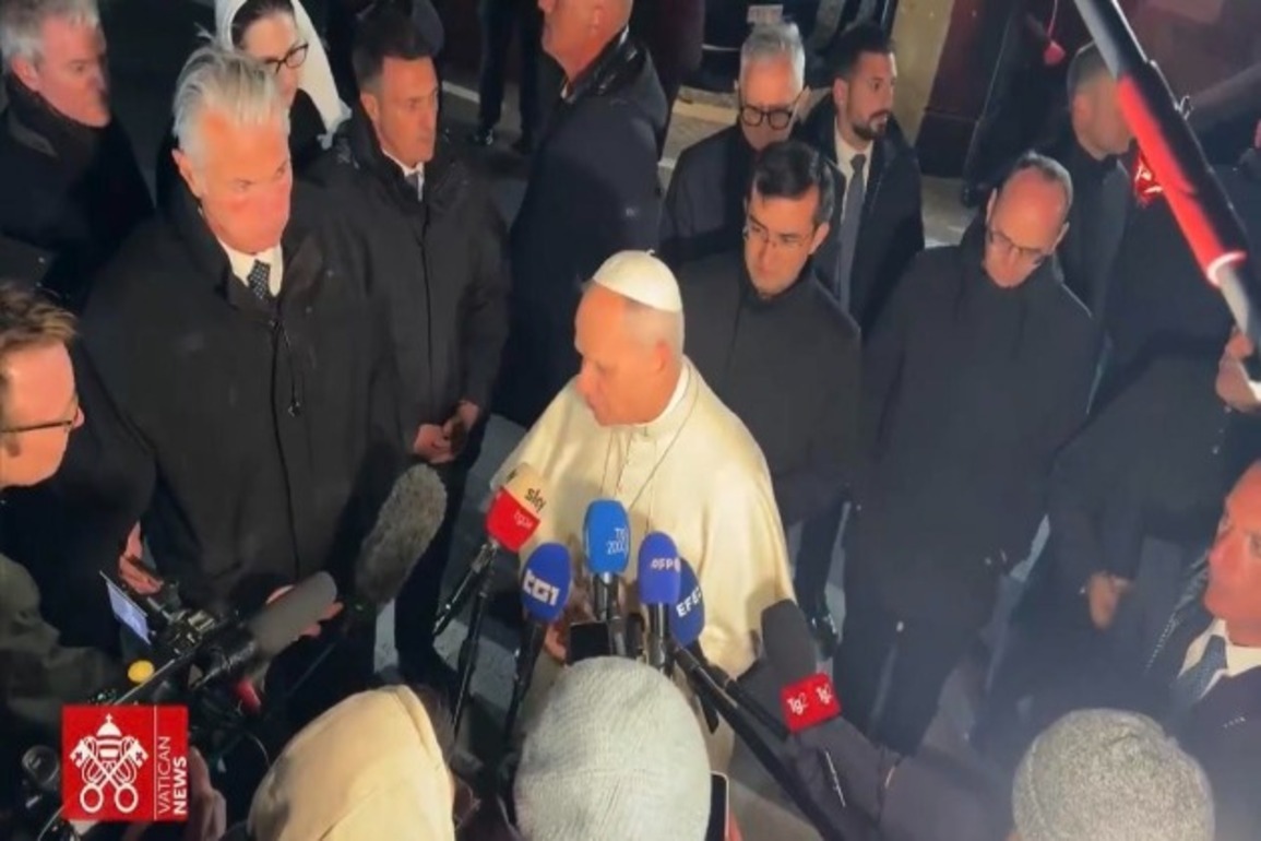 Breaking silence on Iran war, Pope Leo asks Trump to end conflict
