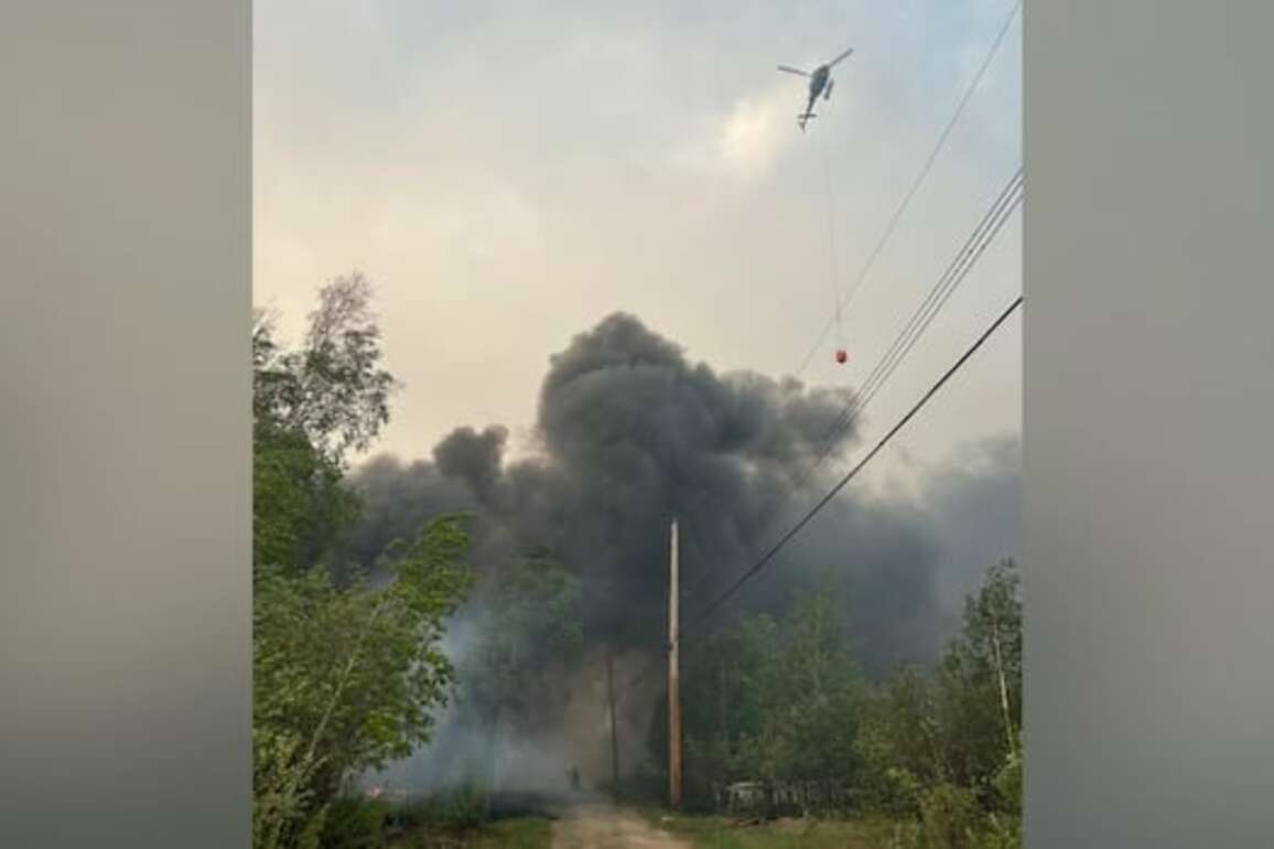 Southern Manitoba firefighters drive pumper truck 15 hours to help in Lynn Lake