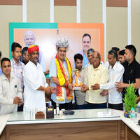 Rajasthan CM Bhajan Lal Sharma meets de-notified, nomadic communities; assures all-around development and economic support for farmers