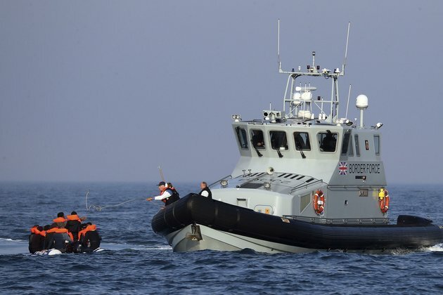 Britain, France Work Together to Stop English Channel Immigration