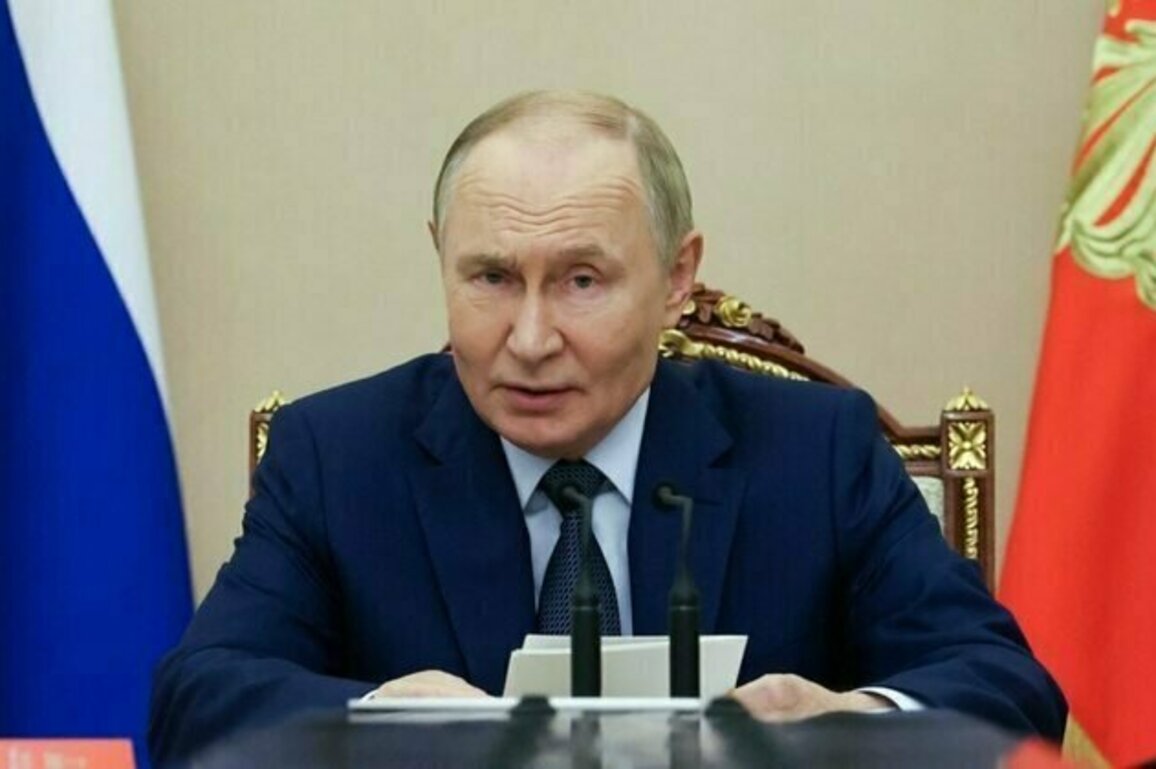 Putin Offers To Extend Last Nuclear Arms Pact With US