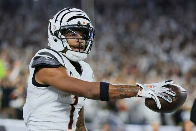 As Bengals eye .500, Jets still pursuing first win