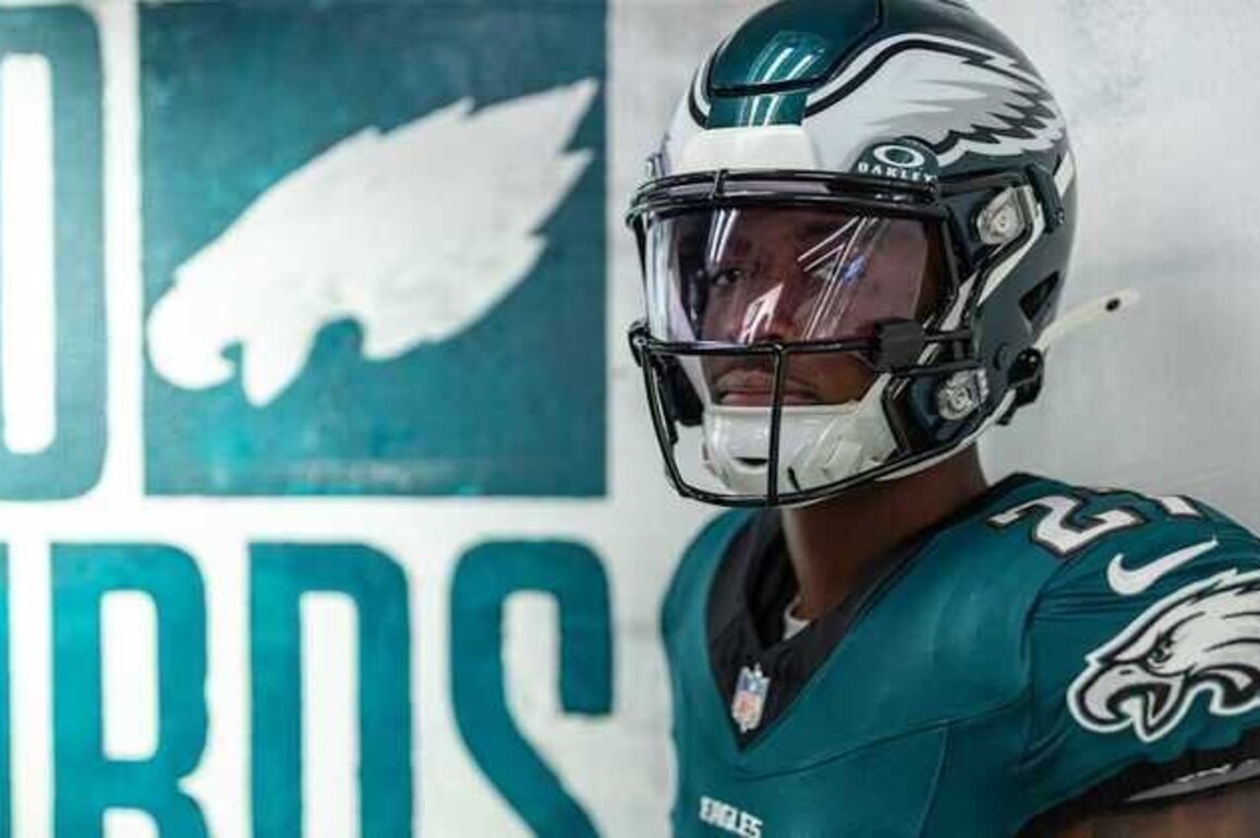 Quinyon Mitchell is thriving in his second season with the Eagles
