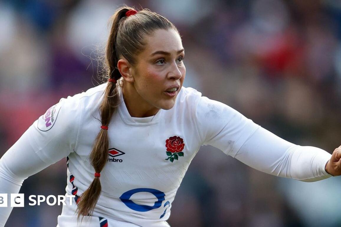 Holly Aitchison- Sale Sharks Women sign England fly-half