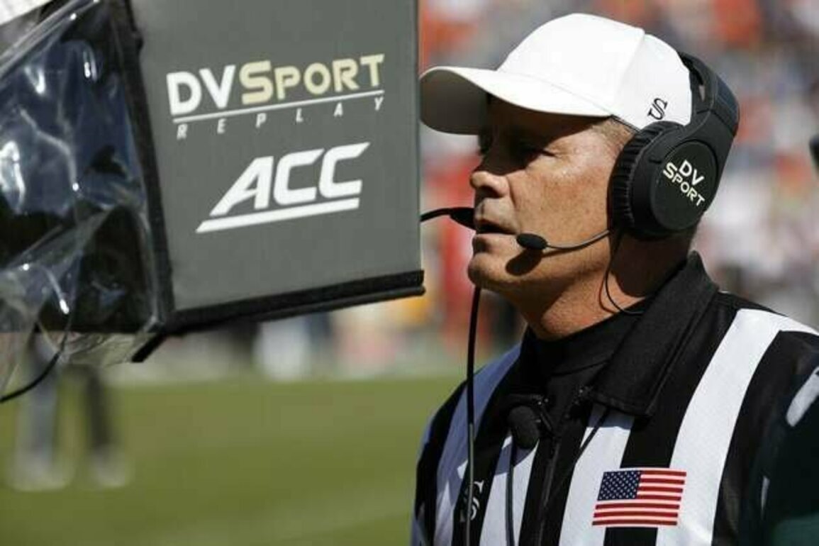 Report: Longtime ACC ref quits due to replay frustration