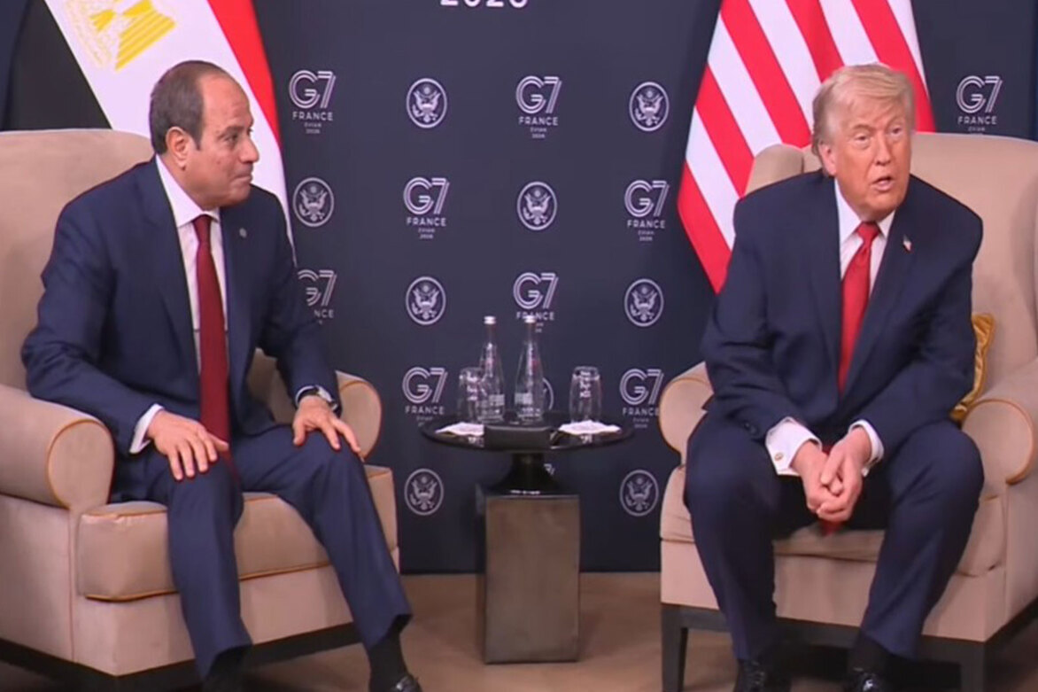 "Gave them $ 1.7 billion in cash": US President Trump attacks 2015 'Obama' nuclear deal