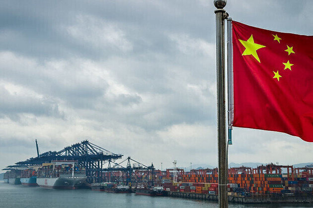 China orders domestic refineries to ignore US sanctions