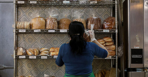 Pakistan flour curbs squeeze KP bakers as Peshawar threatens protest