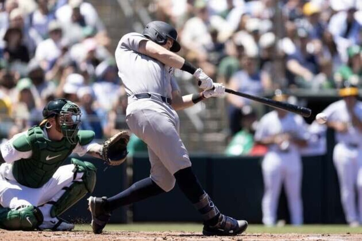 MLB roundup: Yankees erupt for 13-run third to best Athletics
