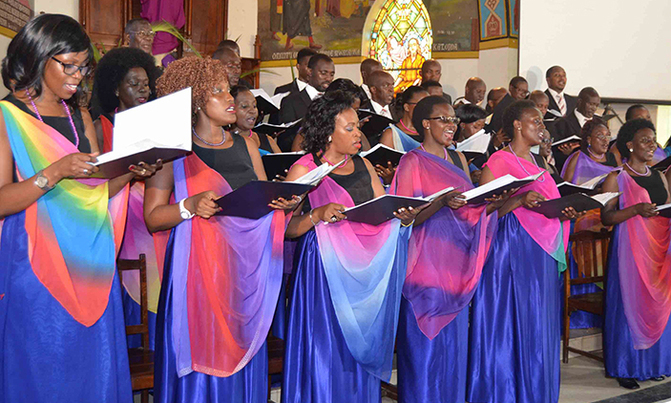 Christ the King choir puts up colorful Easter concert Christ the King choir puts up colorful Easter concert