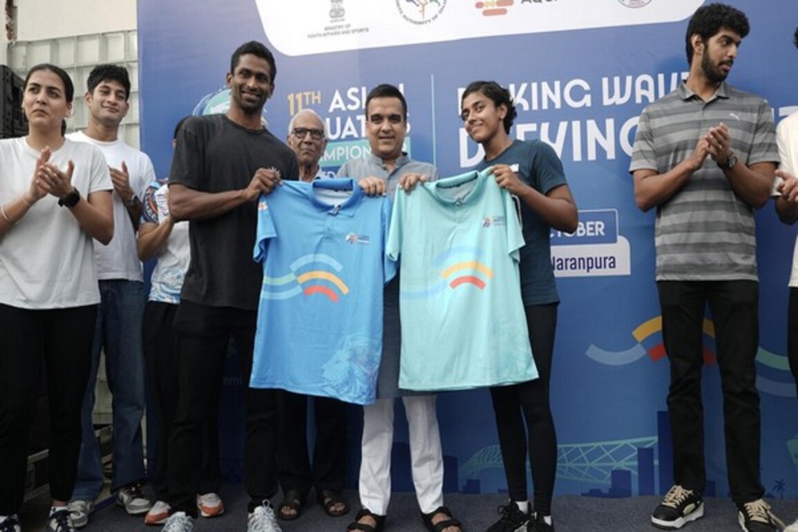 Gujarat Sports Minister unveils jersey for Asian Aquatic Championship