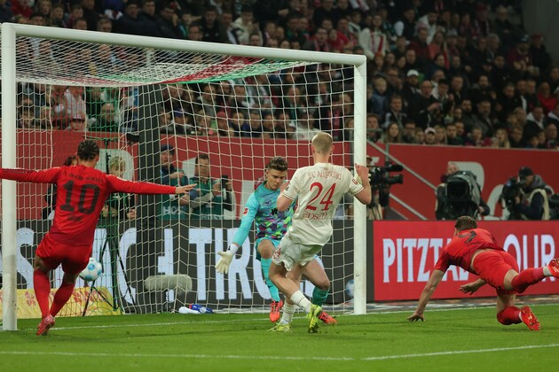 (SP)GERMANY-AUGSBURG-FOOTBALL-BUNDESLIGA-AUGSBURG VS BAYERN MUNICH