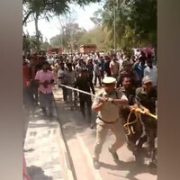 Students lathicharged for protesting against felling of forest in Hyderabad University
