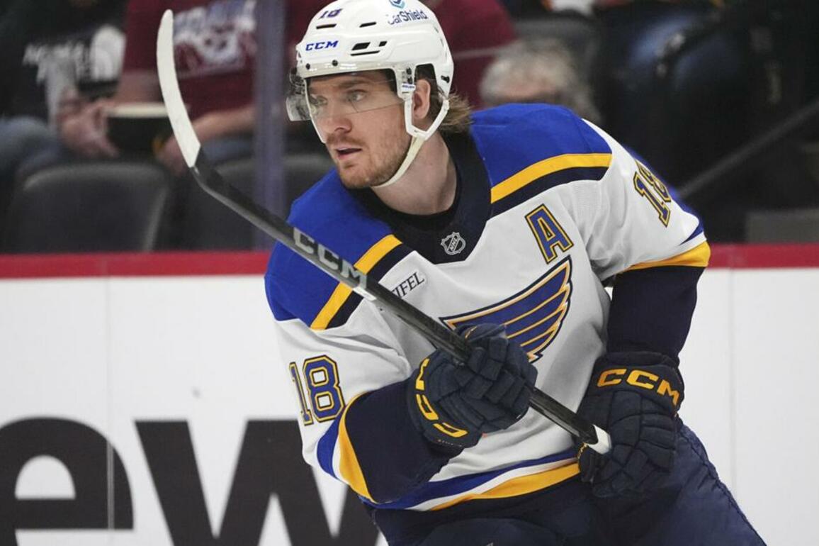 Robert Thomas sits out Blues practice but Jim Montgomery says he'll be back Friday