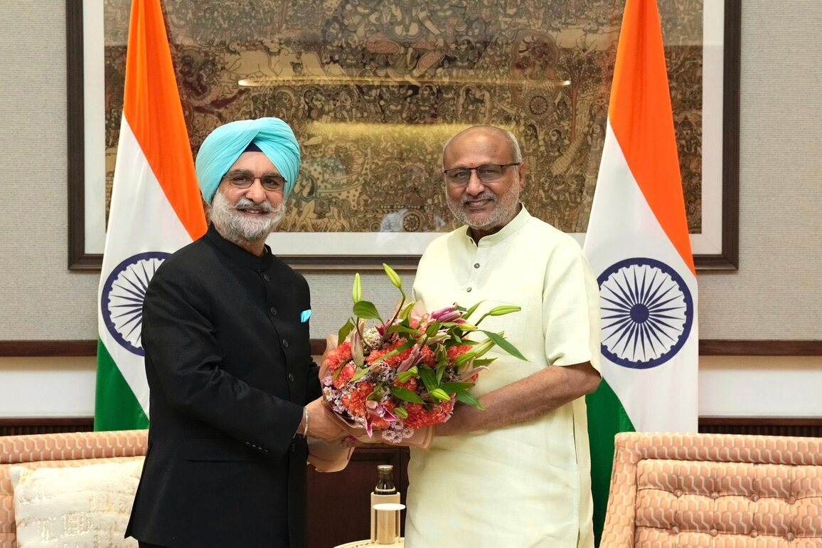 Delhi LG Taranjit Singh Sandhu calls on V-P CP Radhakrishnan