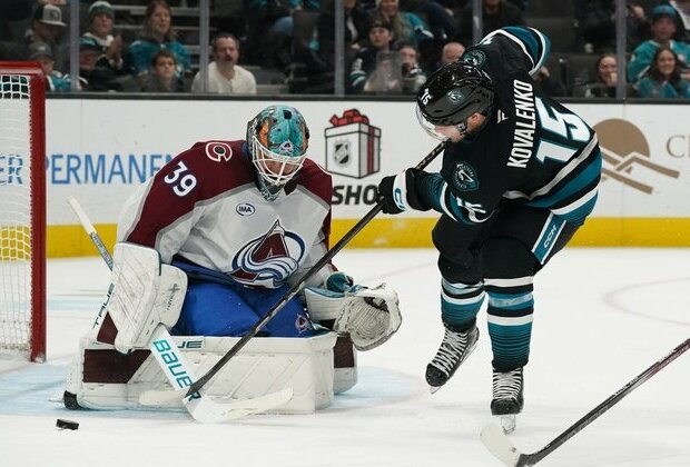 Joel Kiviranta's leads Avalanche's comeback against Sharks