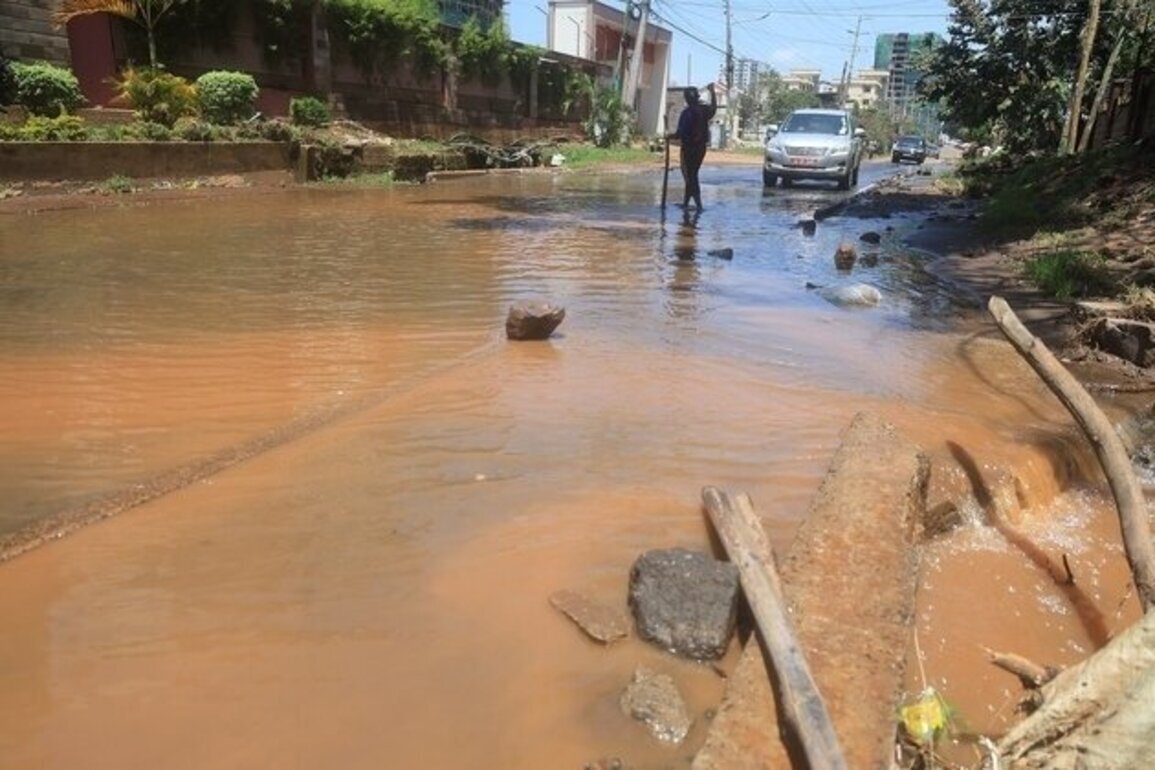 Kenya on high alert ahead of heavy downpours, death toll rises to 73
