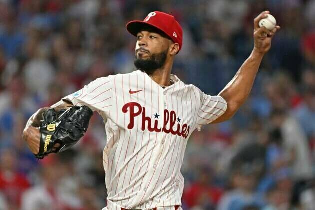 Marlins rally late, take down Phillies in 11 innings