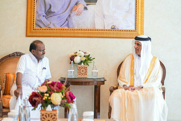 Saud bin Saqr receives Indian Minister of Steel and Heavy Industries