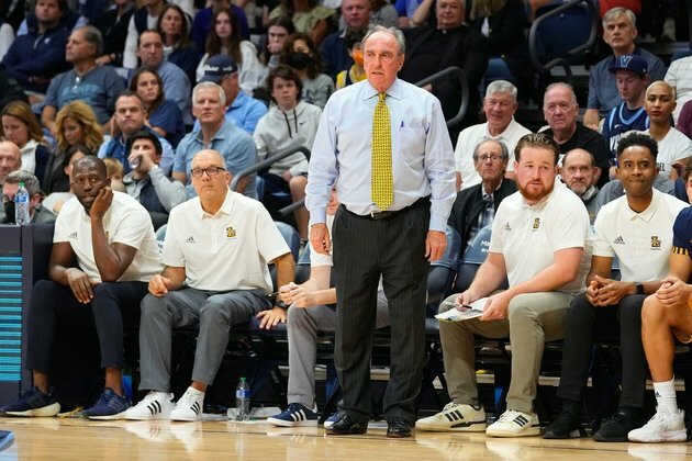 Georgetown squanders big lead, holds on to top La Salle in Jamaica