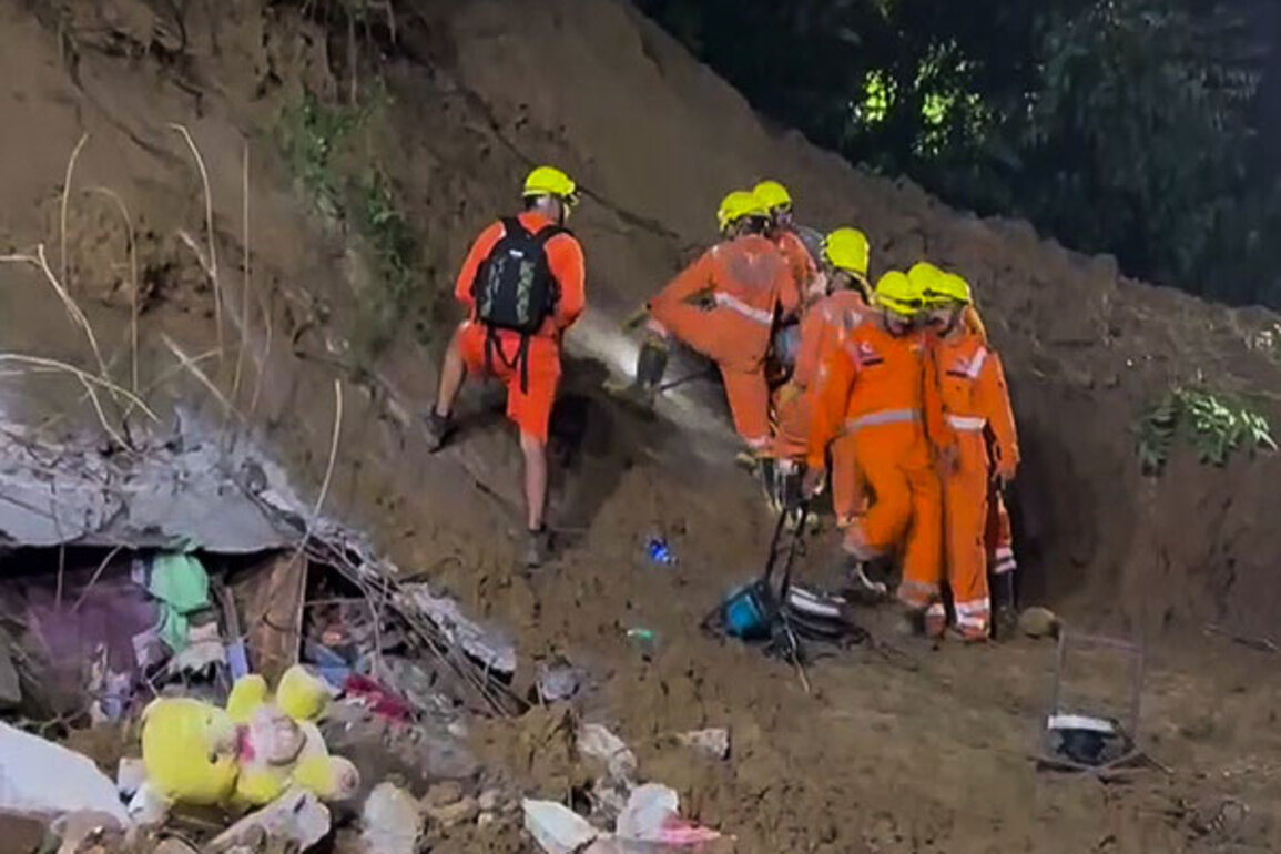 Himachal Pradesh: 15 houses evacuated in Mandi after landslide