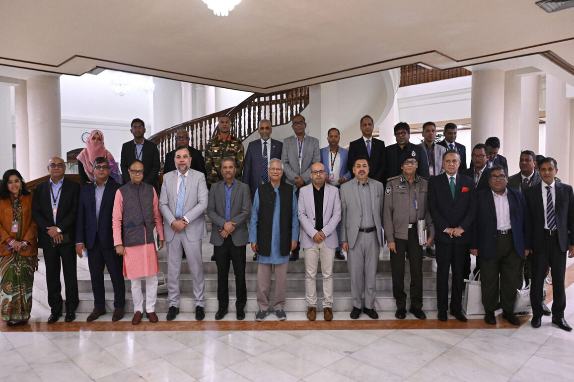 Bangladesh Interim Govt leader Yunus calls for enhanced security during elections