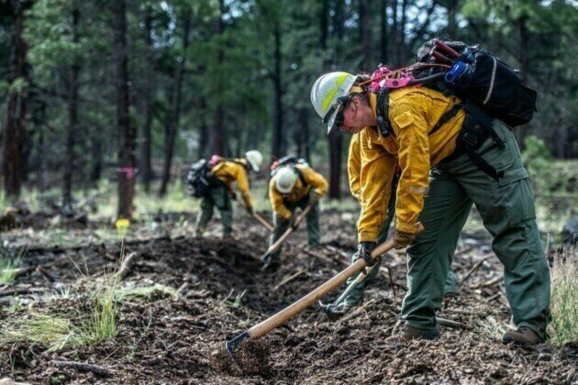 Wildfire Response During Training Proves Oklahoma Guard Ready to Fight Fires