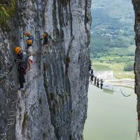 Adventure tourism brings prosperity to mountainous Chinese prefecture