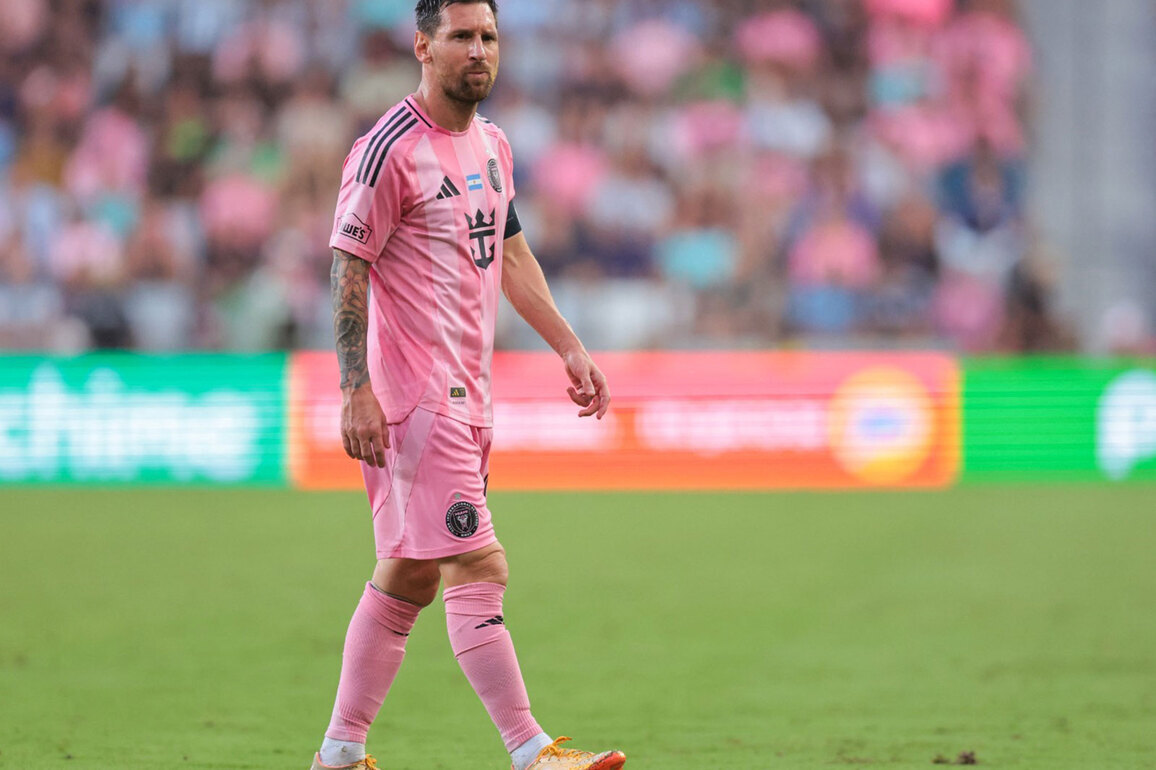 Messi exits mid-game during Inter Miami MLS clash, sparks injury concerns ahead of FIFA World Cup