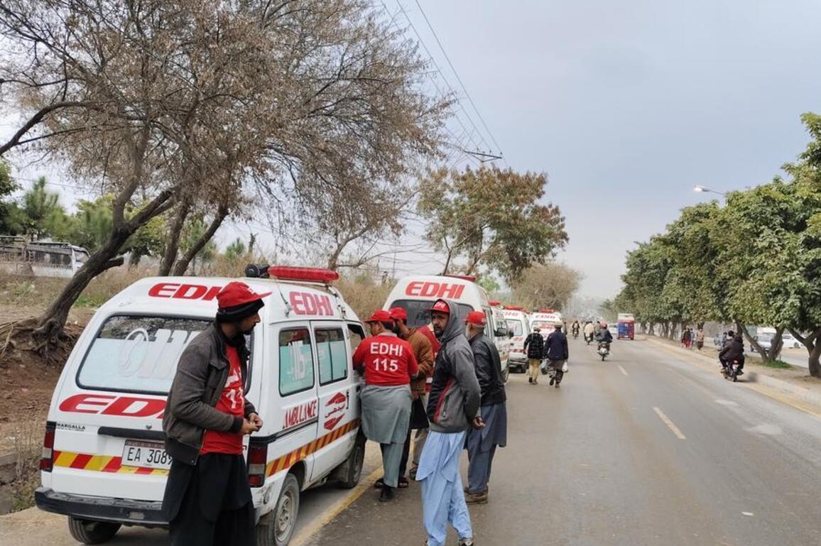 31 killed, about 170 injured in blast in Pakistani capital