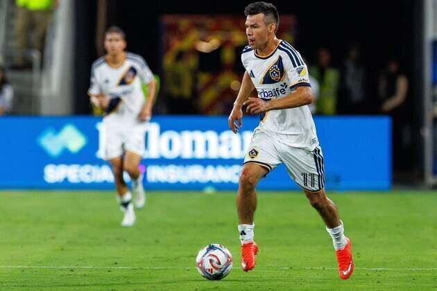 Galaxy in need of quick fixes for matchup with Revolution