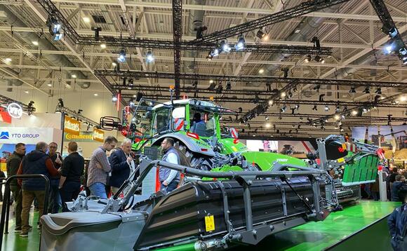 Fendt live at agritechnica 580x358.jpg