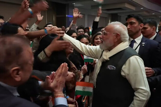Cultural performances on display as PM Modi receives grand welcome from Indian diaspora in Norway