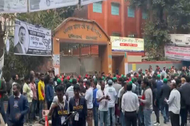 Bangladesh elections: Election Comission records 32.88 per cent voter turnout by noon