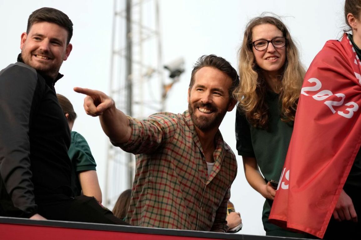 Ryan Reynolds- Wrexham promotion bid given me stomach ulcer - ESPN