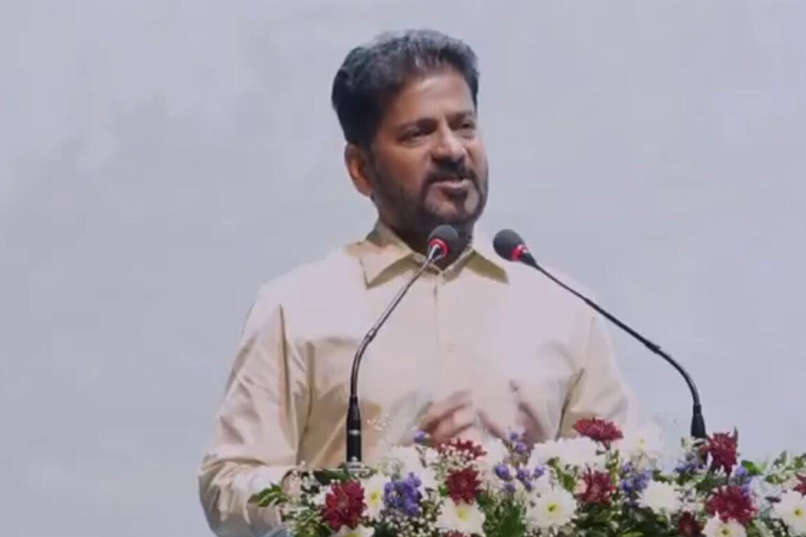 Telangana CM Revanth Reddy calls for police upgradation to tackle cybercrime menace