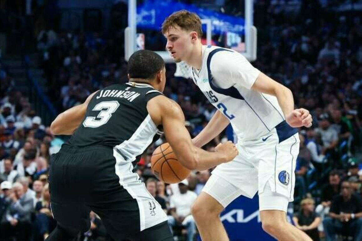 Victor Wembanyama (40 points), Spurs rout Mavs in Cooper Flagg's debut