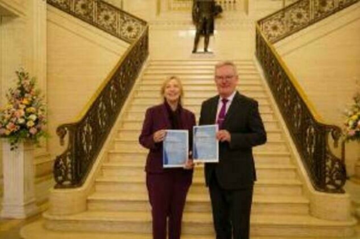 Health Minister launches new medicine sustainability strategy